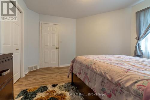 551 Ontario Street N, Woodstock, ON - Indoor Photo Showing Bedroom