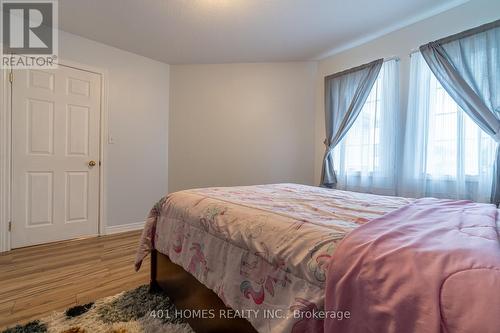 551 Ontario Street N, Woodstock, ON - Indoor Photo Showing Bedroom