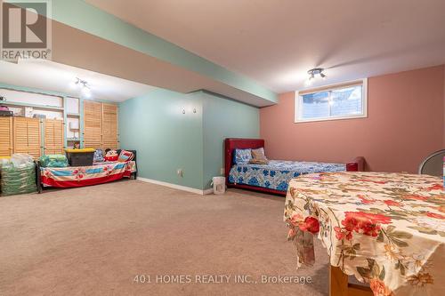 551 Ontario Street N, Woodstock, ON - Indoor Photo Showing Bedroom