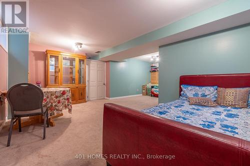 551 Ontario Street N, Woodstock, ON - Indoor Photo Showing Bedroom