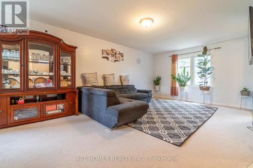 551 Ontario Street N, Woodstock, ON - Indoor