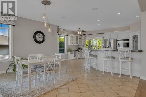 1003 Skeena Drive, Kelowna, BC - Indoor Photo Showing Dining Room