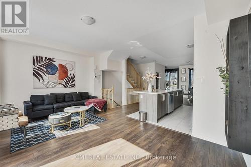 197 Village Gate Drive, Wasaga Beach, ON - Indoor Photo Showing Living Room