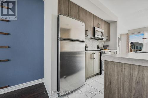 197 Village Gate Drive, Wasaga Beach, ON - Indoor Photo Showing Kitchen