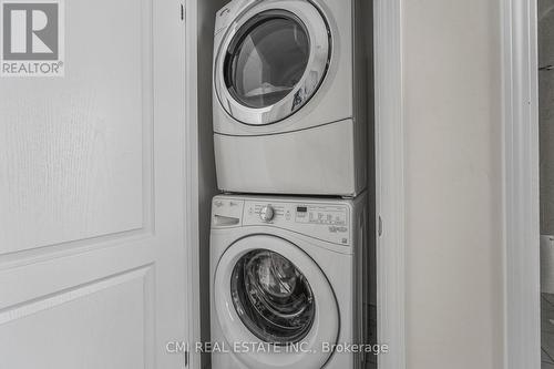 197 Village Gate Drive, Wasaga Beach, ON - Indoor Photo Showing Laundry Room