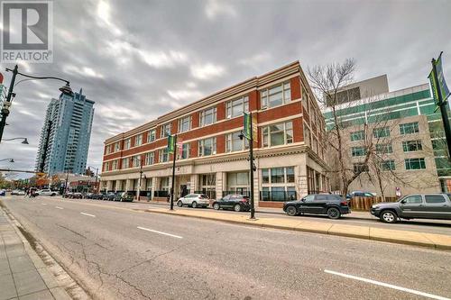 203, 1117 1 Street Sw, Calgary, AB - Outdoor With Facade