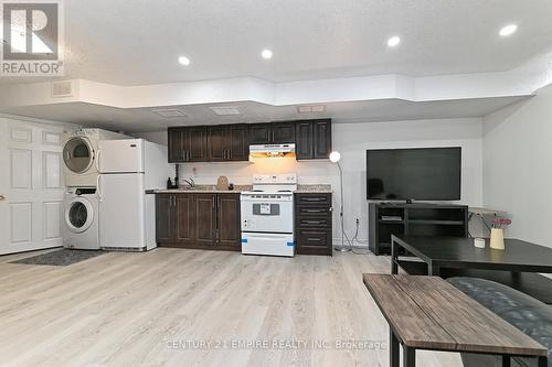 25 Owlridge Drive, Brampton, ON - Indoor Photo Showing Laundry Room