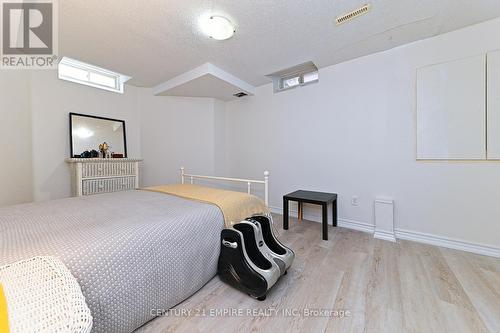 25 Owlridge Drive, Brampton, ON - Indoor Photo Showing Bedroom