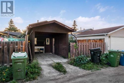 3112 50 Street Sw, Calgary, AB - Outdoor With Exterior