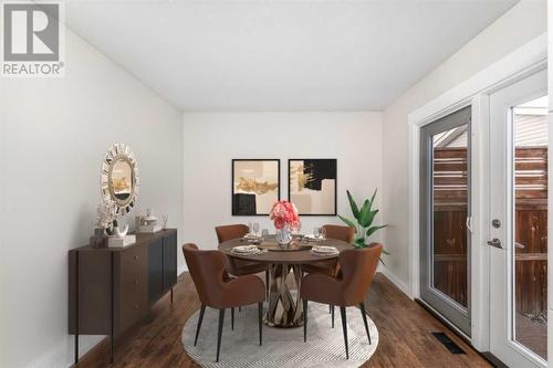 3112 50 Street Sw, Calgary, AB - Indoor Photo Showing Dining Room