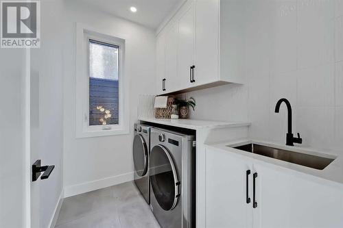 2418 32 Street Sw, Calgary, AB - Indoor Photo Showing Laundry Room