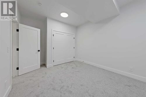 2418 32 Street Sw, Calgary, AB - Indoor Photo Showing Other Room