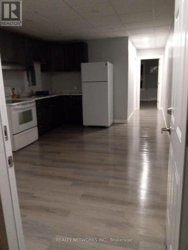 242 244 248 Cedart Street S, Timmins (Timmins South - East), ON - Indoor Photo Showing Kitchen