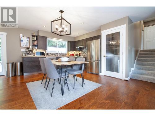 343 Pearkes Drive, Revelstoke, BC - Indoor Photo Showing Dining Room