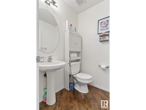 3607 13 St Nw, Edmonton, AB - Indoor Photo Showing Bathroom