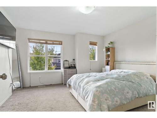 3607 13 St Nw, Edmonton, AB - Indoor Photo Showing Bedroom