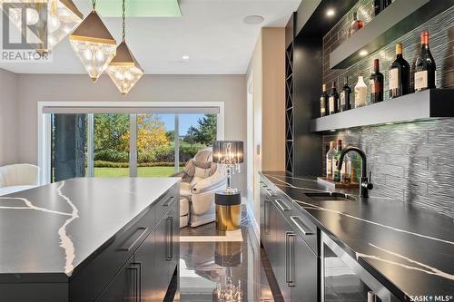 205 Greenbryre Lane, Greenbryre, SK - Indoor Photo Showing Kitchen