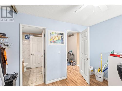 2125 Burtch Road, Kelowna, BC - Indoor