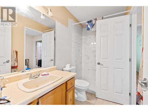 2125 Burtch Road Unit# 410, Kelowna, BC - Indoor Photo Showing Bathroom