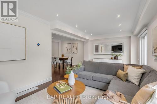 89 Acadian Heights, Brampton, ON - Indoor Photo Showing Living Room