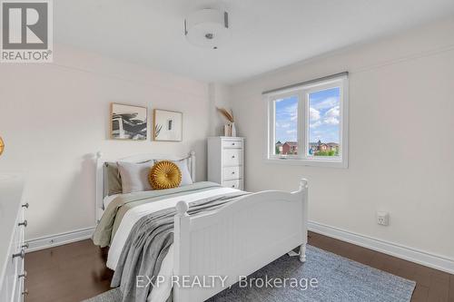 89 Acadian Heights, Brampton, ON - Indoor Photo Showing Bedroom