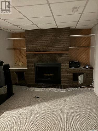 629 Lisgar Avenue, Saskatoon, SK - Indoor With Fireplace