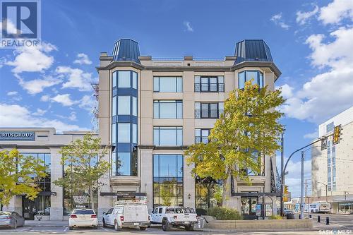 404 157 2Nd Avenue N, Saskatoon, SK - Outdoor With Facade