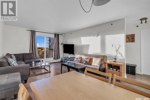 1408 311 6Th Avenue N, Saskatoon, SK - Indoor Photo Showing Living Room