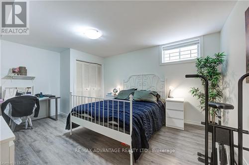 58 Sunrise Crescent, London, ON - Indoor Photo Showing Bedroom