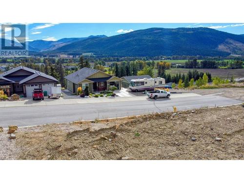 1734 Gallon Avenue, Lumby, BC 