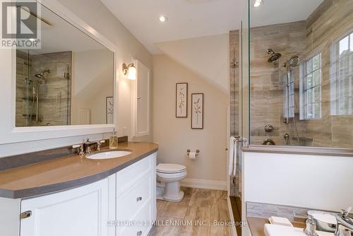 22 Frederick Street, Brampton, ON - Indoor Photo Showing Bathroom