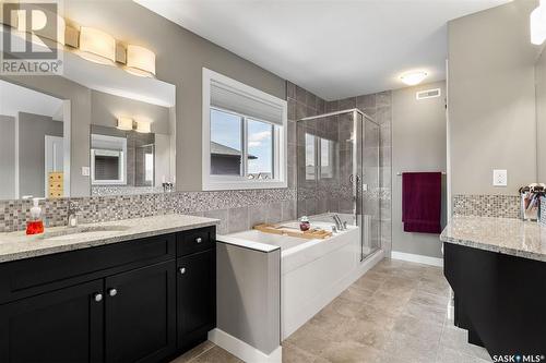 302 Pichler Crescent, Saskatoon, SK - Indoor Photo Showing Bathroom