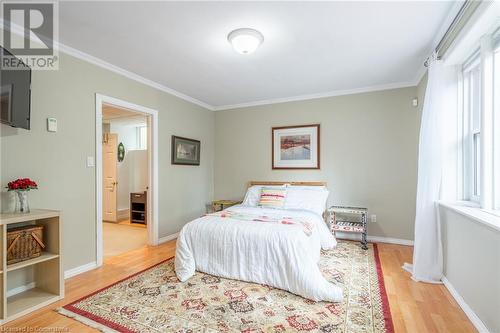 702 King Road, Burlington, ON - Indoor Photo Showing Bedroom