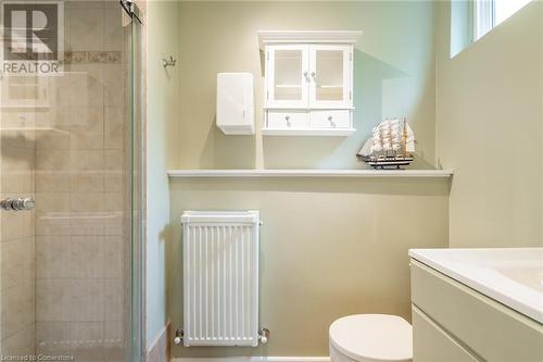 702 King Road, Burlington, ON - Indoor Photo Showing Bathroom