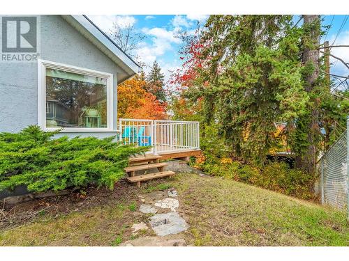 681 30Th Street Ne, Salmon Arm, BC - Outdoor