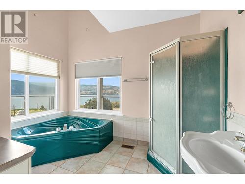 1201 Gawne Road, Naramata, BC - Indoor Photo Showing Bathroom