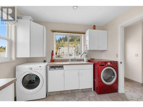 1201 Gawne Road, Naramata, BC - Indoor Photo Showing Laundry Room