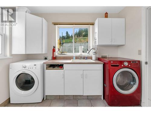 1201 Gawne Road, Naramata, BC - Indoor Photo Showing Laundry Room