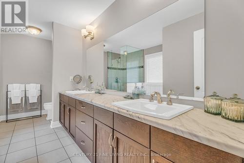 21 Tim Jacobs Drive, Georgina, ON - Indoor Photo Showing Bathroom