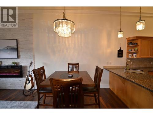 2120 Shannon Ridge Drive Unit# 304, West Kelowna, BC - Indoor Photo Showing Dining Room