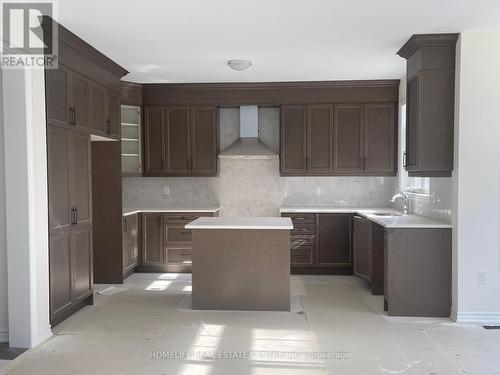 2 Tetley Road, Brampton, ON - Indoor Photo Showing Kitchen