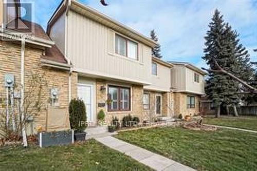 23 - 98 Falconer Drive, Mississauga, ON - Outdoor