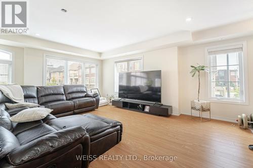 103 - 200 Veterans Drive, Brampton, ON - Indoor Photo Showing Living Room