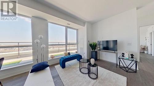 903 - 1063 Douglas Mccurdy Comm, Mississauga, ON - Indoor