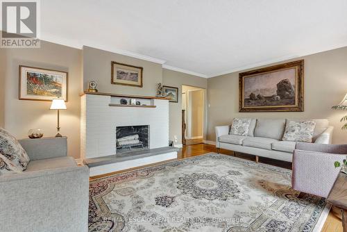 169 Old Ancaster Road, Hamilton, ON - Indoor Photo Showing Living Room With Fireplace