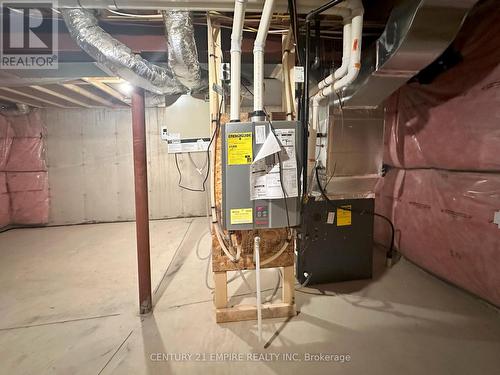 11 Mia Drive, Hamilton, ON - Indoor Photo Showing Basement