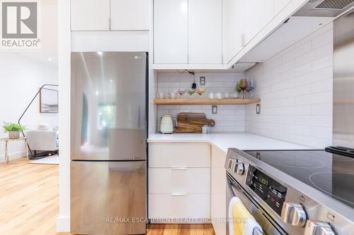 85 Breadalbane Street, Hamilton, ON - Indoor Photo Showing Kitchen