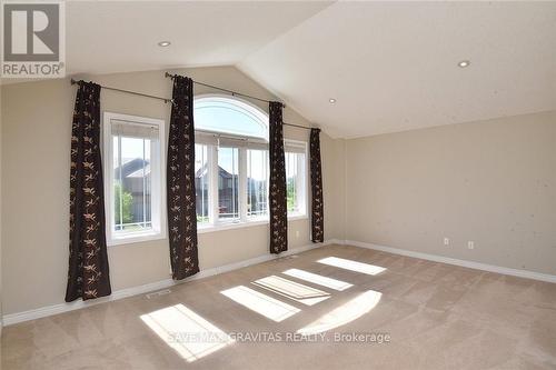 310 Brigadoon Drive, Hamilton, ON - Indoor Photo Showing Other Room