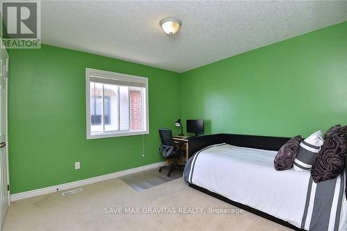 310 Brigadoon Drive, Hamilton, ON - Indoor Photo Showing Bedroom