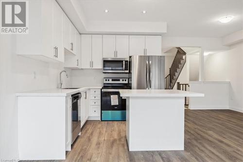 64 Cosmopolitan Common, St. Catharines, ON - Indoor Photo Showing Kitchen With Stainless Steel Kitchen With Upgraded Kitchen